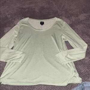 GAP Women's Light Cream Long Sleeve Tee